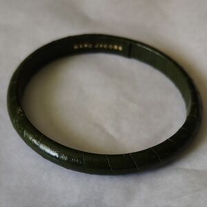 Marc Jacobs Olive Green Leather Bangle